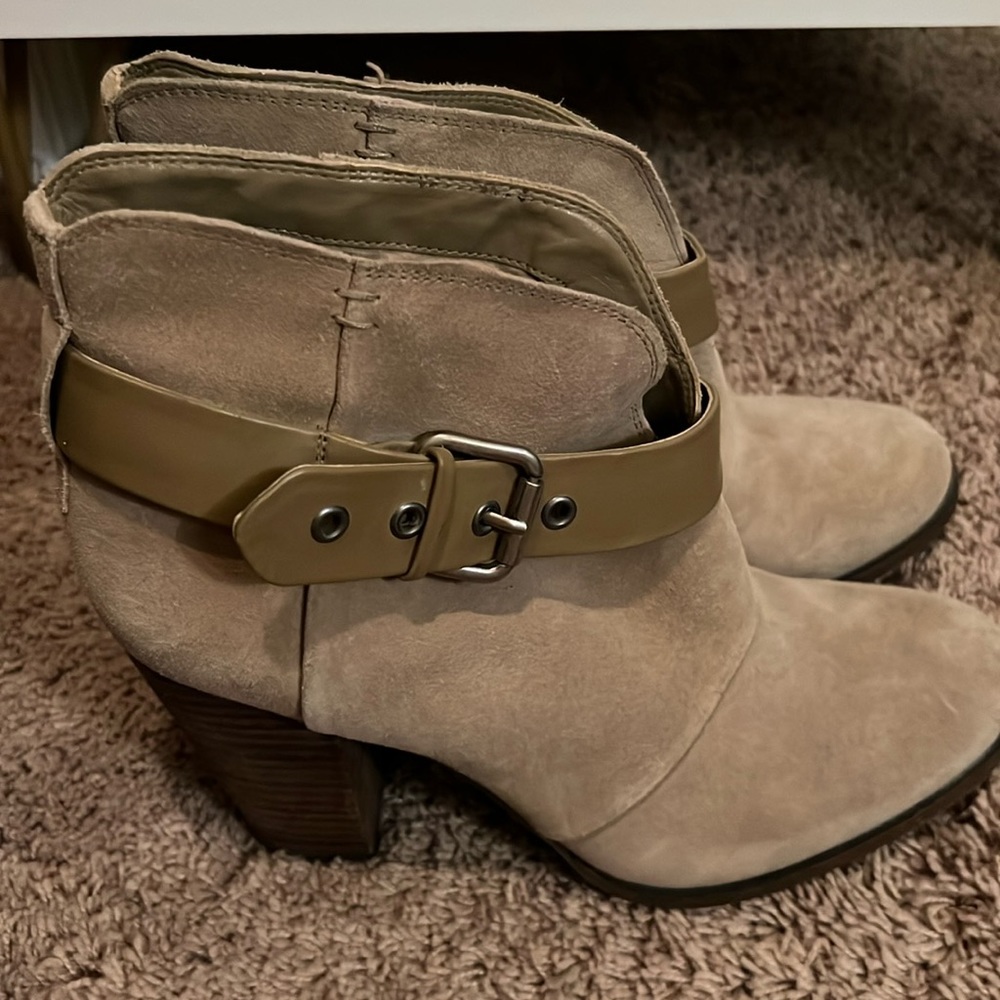 Size 9.5 Boots